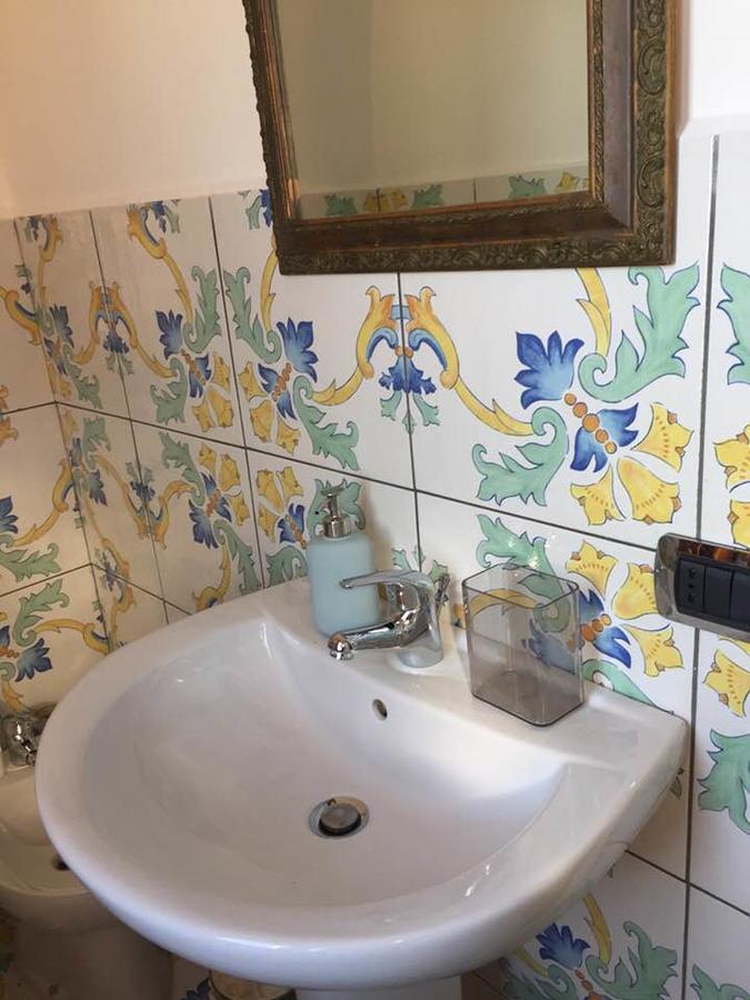 La Torre Di Ro Bed & Breakfast Naples Luaran gambar