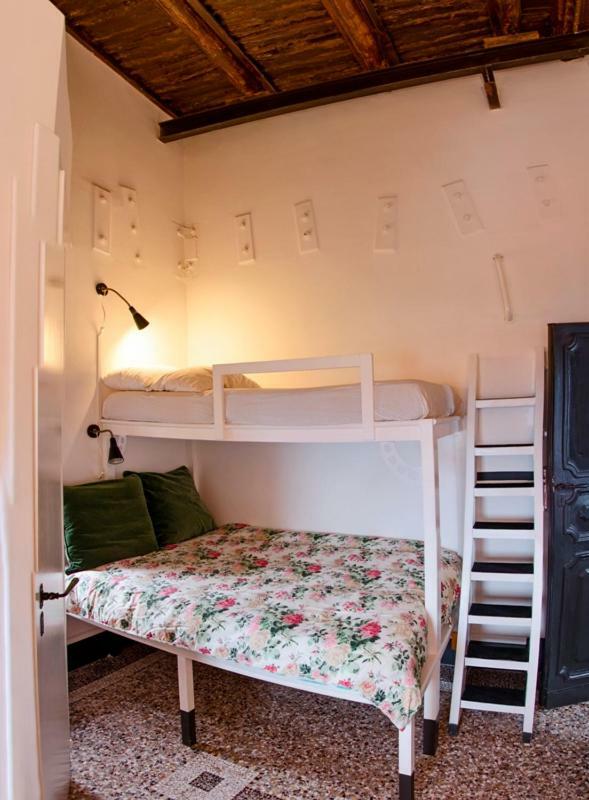 La Torre Di Ro Bed & Breakfast Naples Luaran gambar
